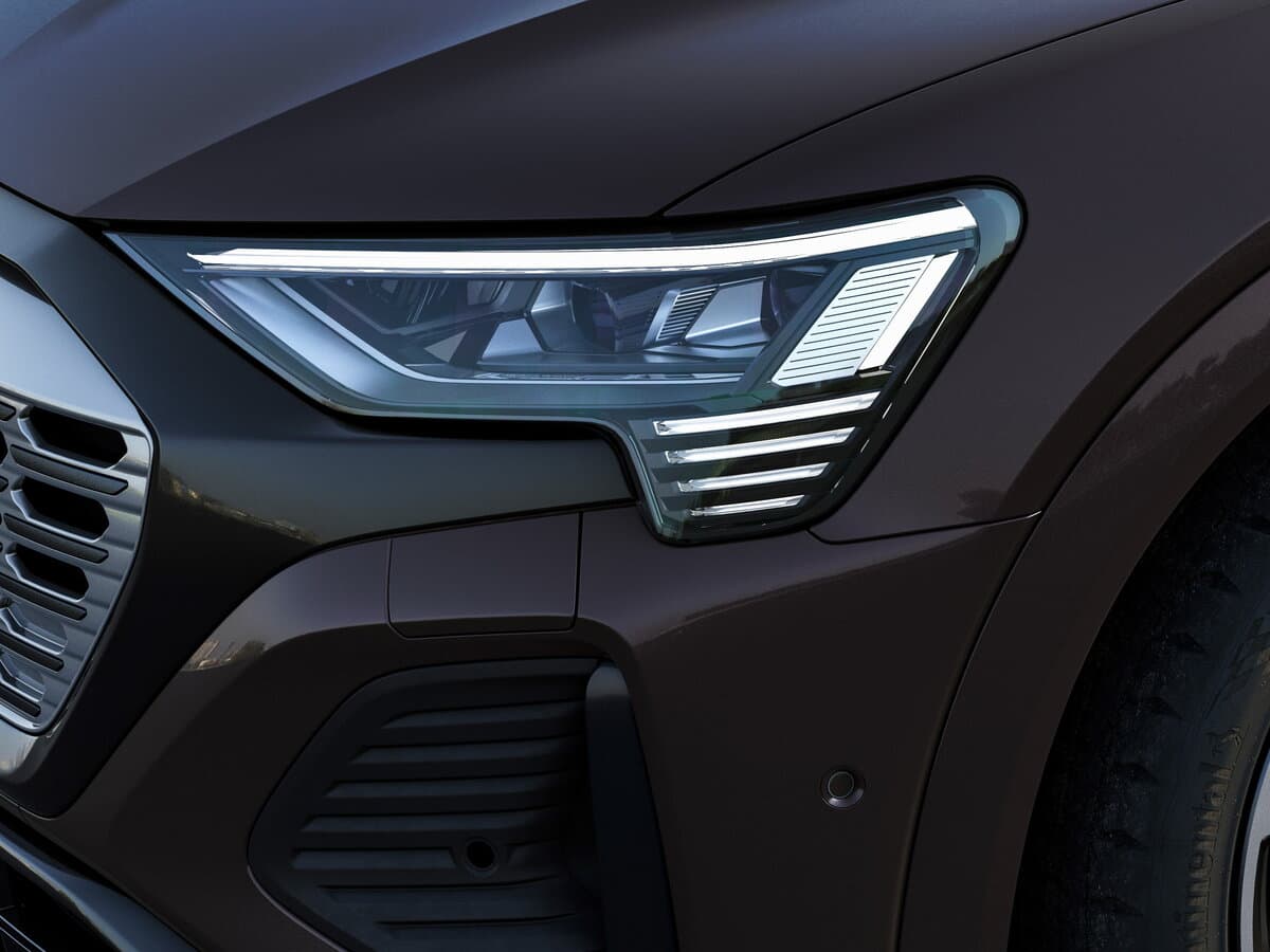 Audi Q8 Sportback e-tron 2022 – 2025 — Fara