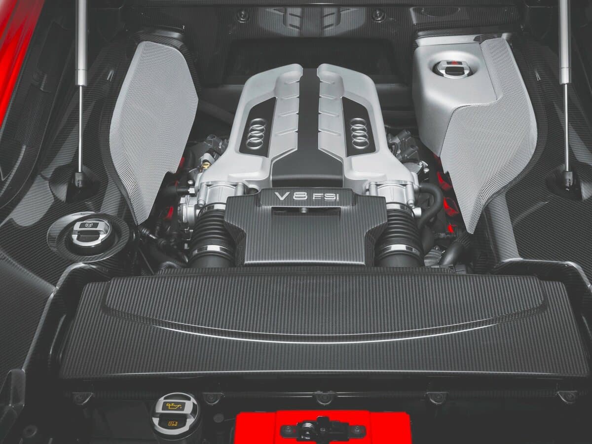 Audi R8 I (Typ 42) Restayling — Salon, öndən