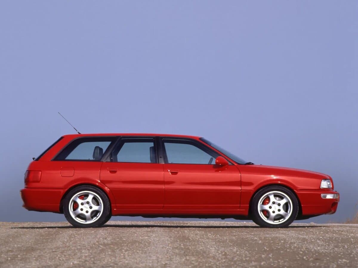 Audi RS 2 I (B4) — Yandan