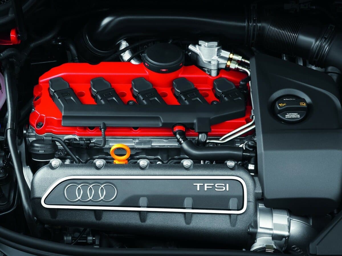Audi RS 3 I (8P) — Salon, arxadan