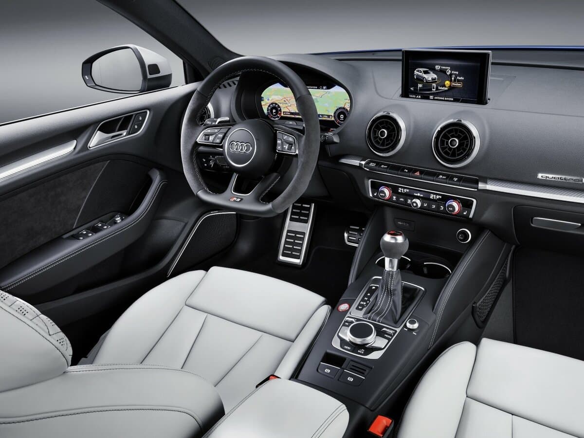 Audi RS 3 II (8V) Restayling — Salon, öndən
