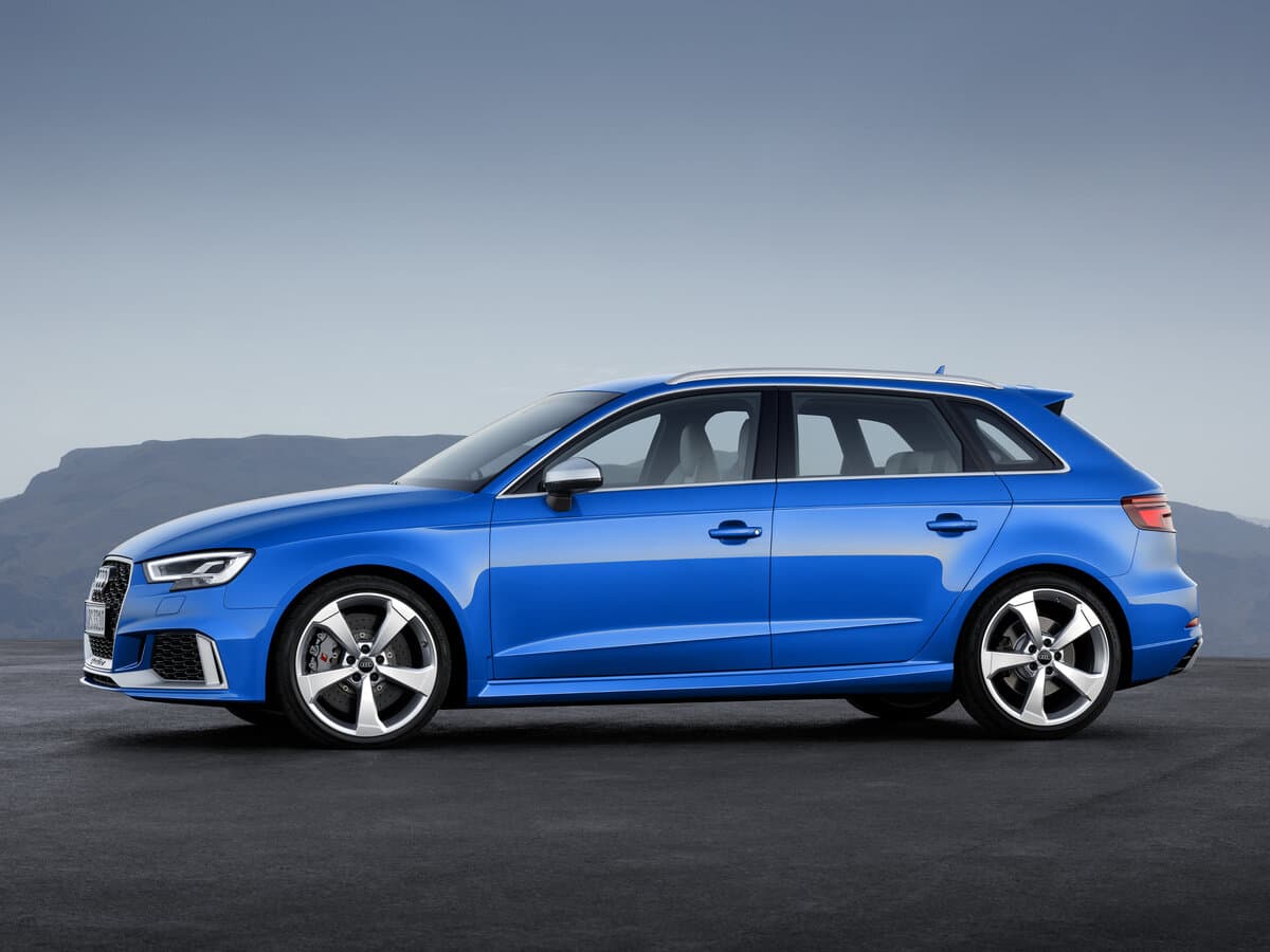Audi RS 3 II (8V) Restayling — Yandan