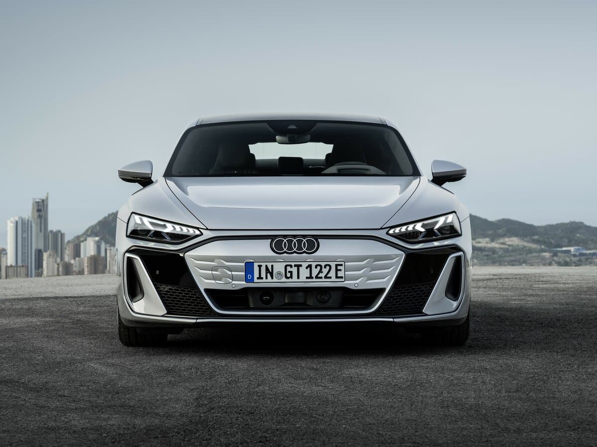 Audi S e-tron GT 2024 – indiyədək — Öndən