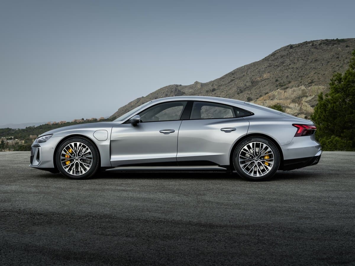 Audi S e-tron GT 2024 – indiyədək — Yandan