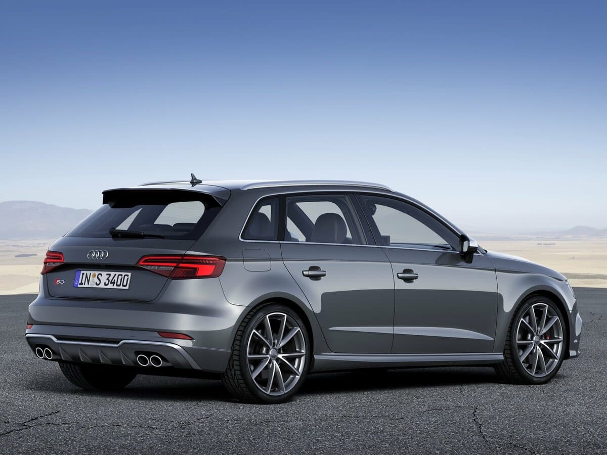 Audi S3 III (8V) Restayling — 3/4 arxadan