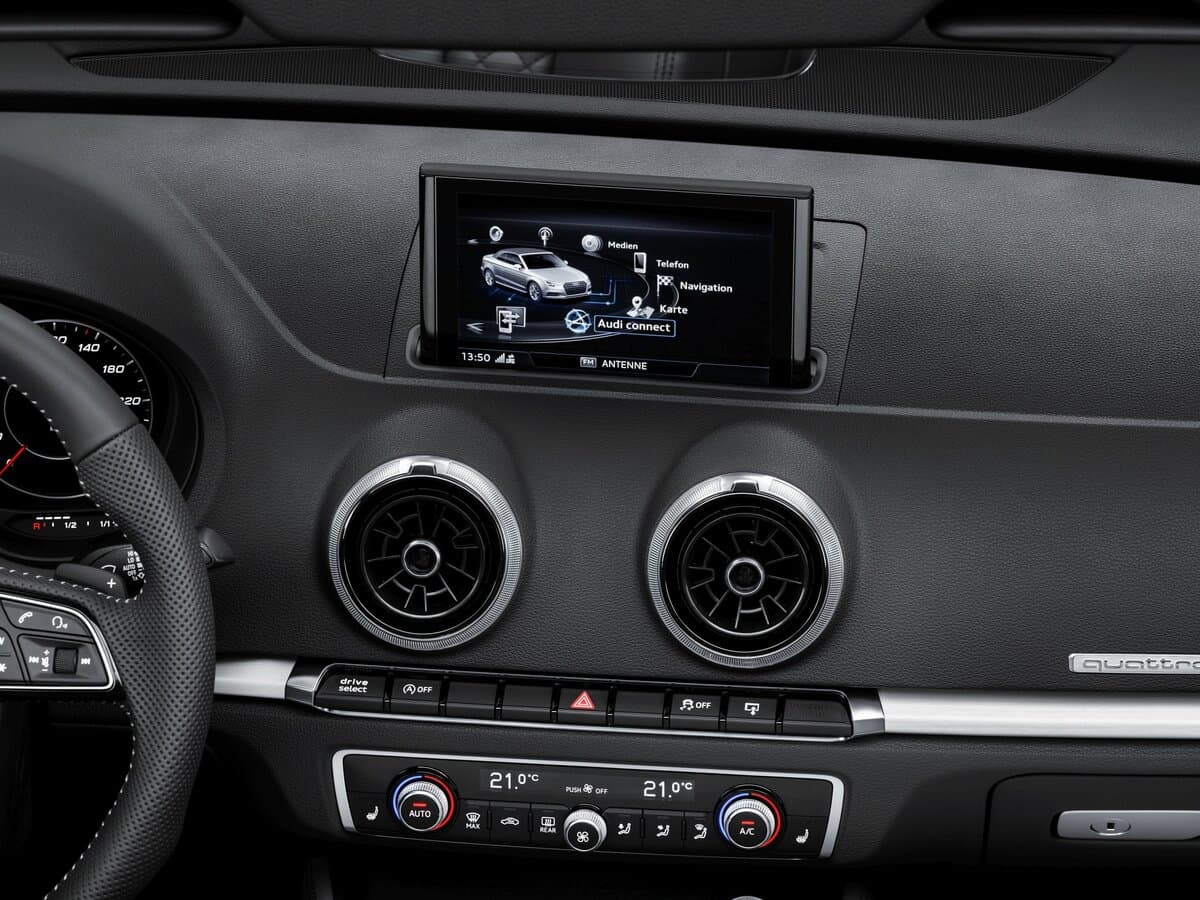 Audi S3 III (8V) Restayling — Salon, öndən