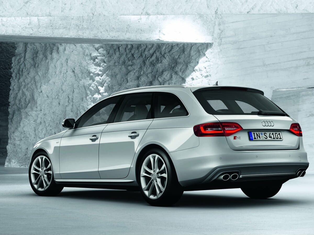 Audi S4 IV (B8) Restayling — 3/4 arxadan