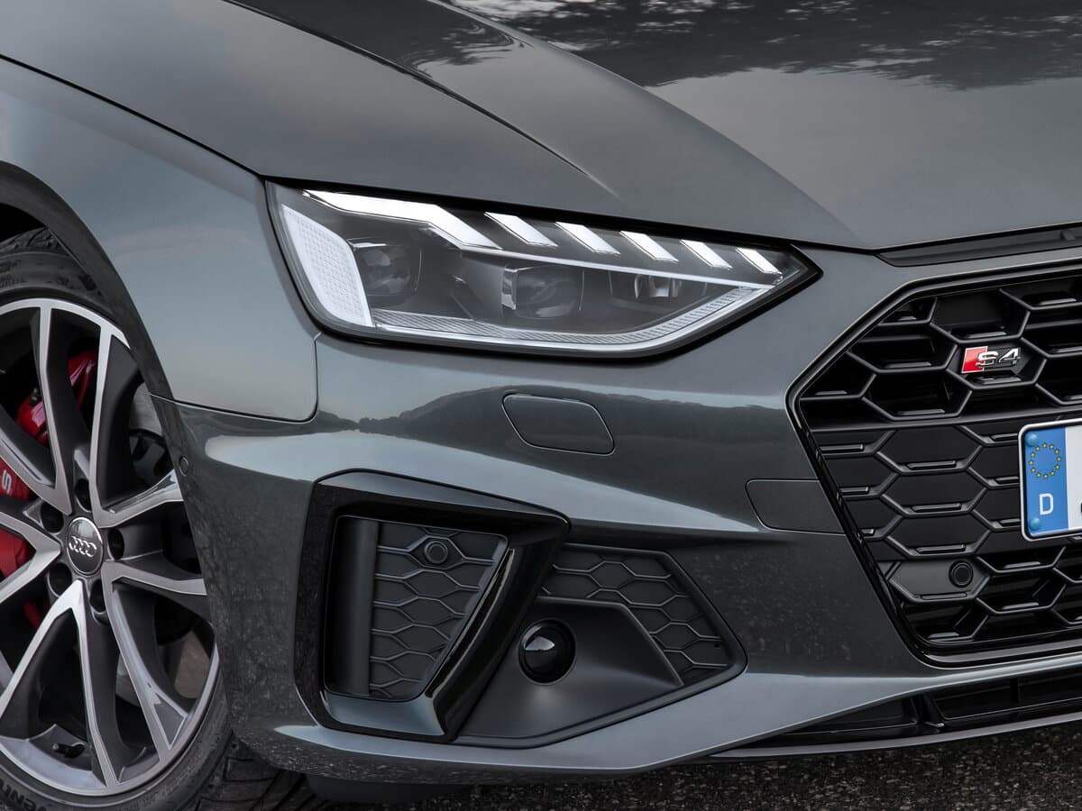 Audi S4 V (B9) Restayling — Fara