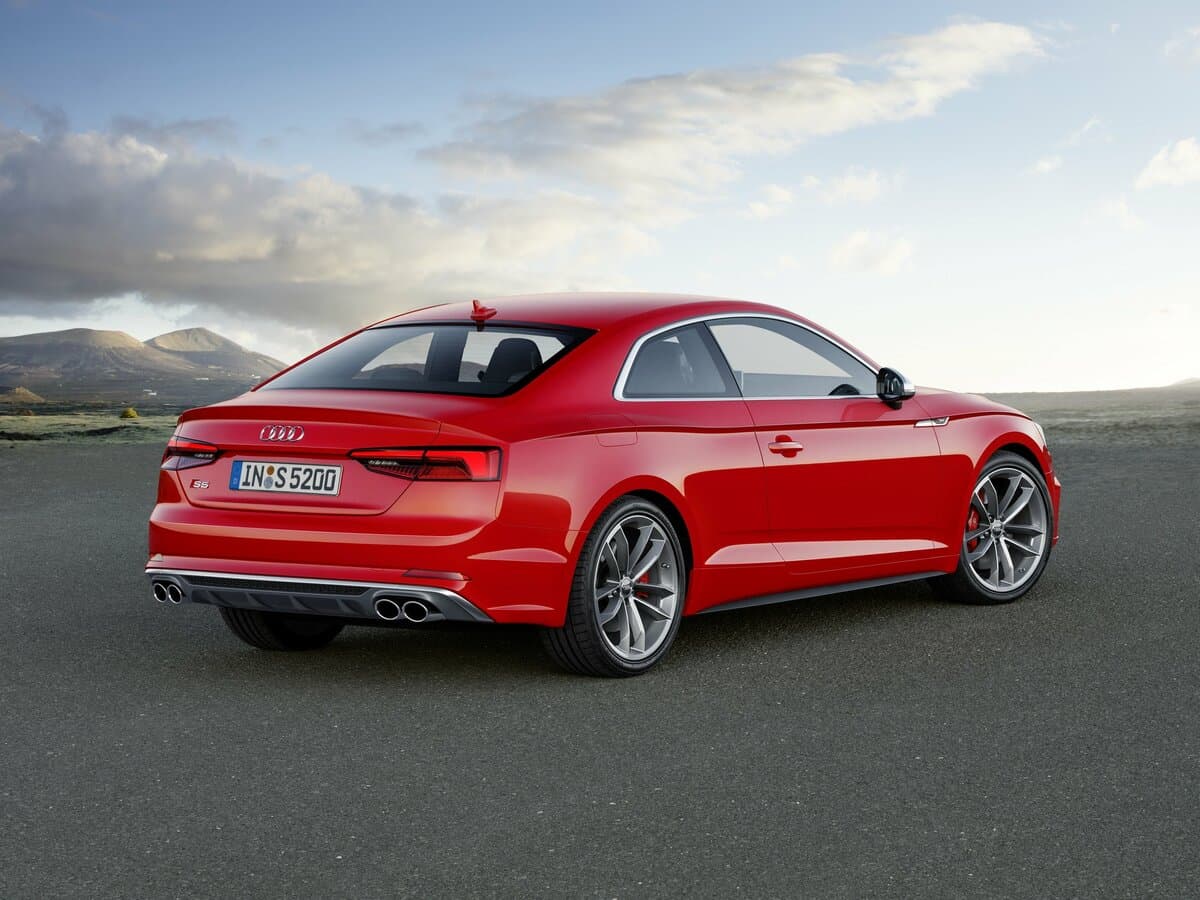 Audi S5 II (F5) — 3/4 arxadan