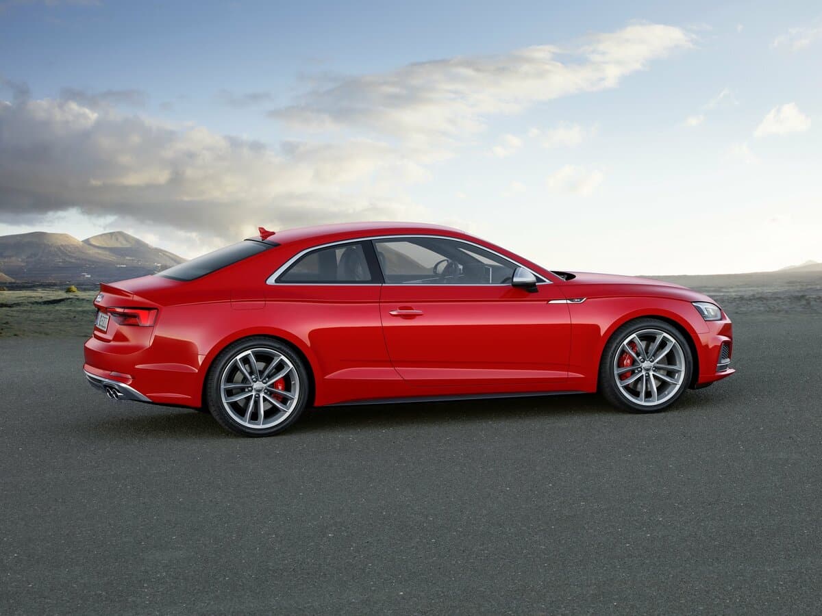 Audi S5 II (F5) — Yandan