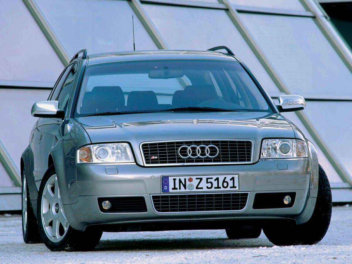 Audi S6 II (C5) — Öndən