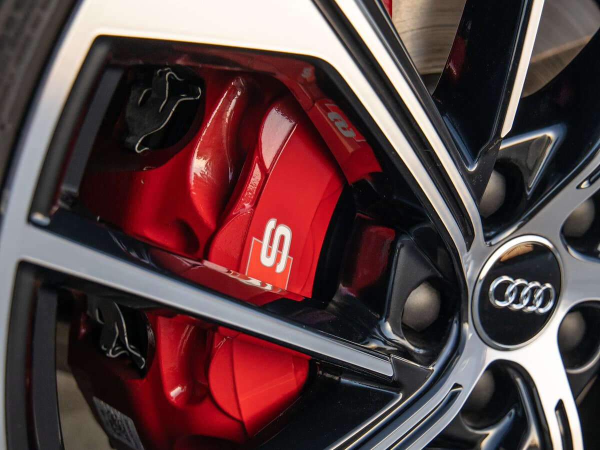 Audi SQ5 II (FY) Restayling — Salon, öndən