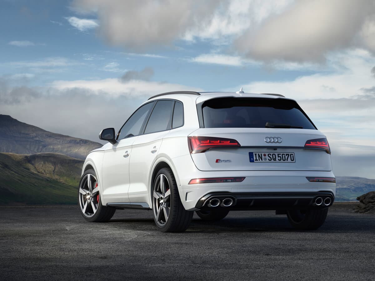 Audi SQ5 II (FY) Restayling — 3/4 arxadan