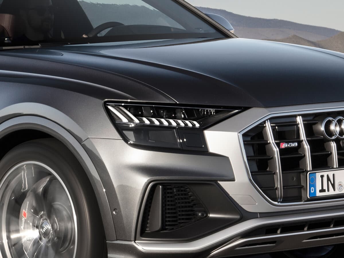 Audi SQ8 I (4M) — Fara