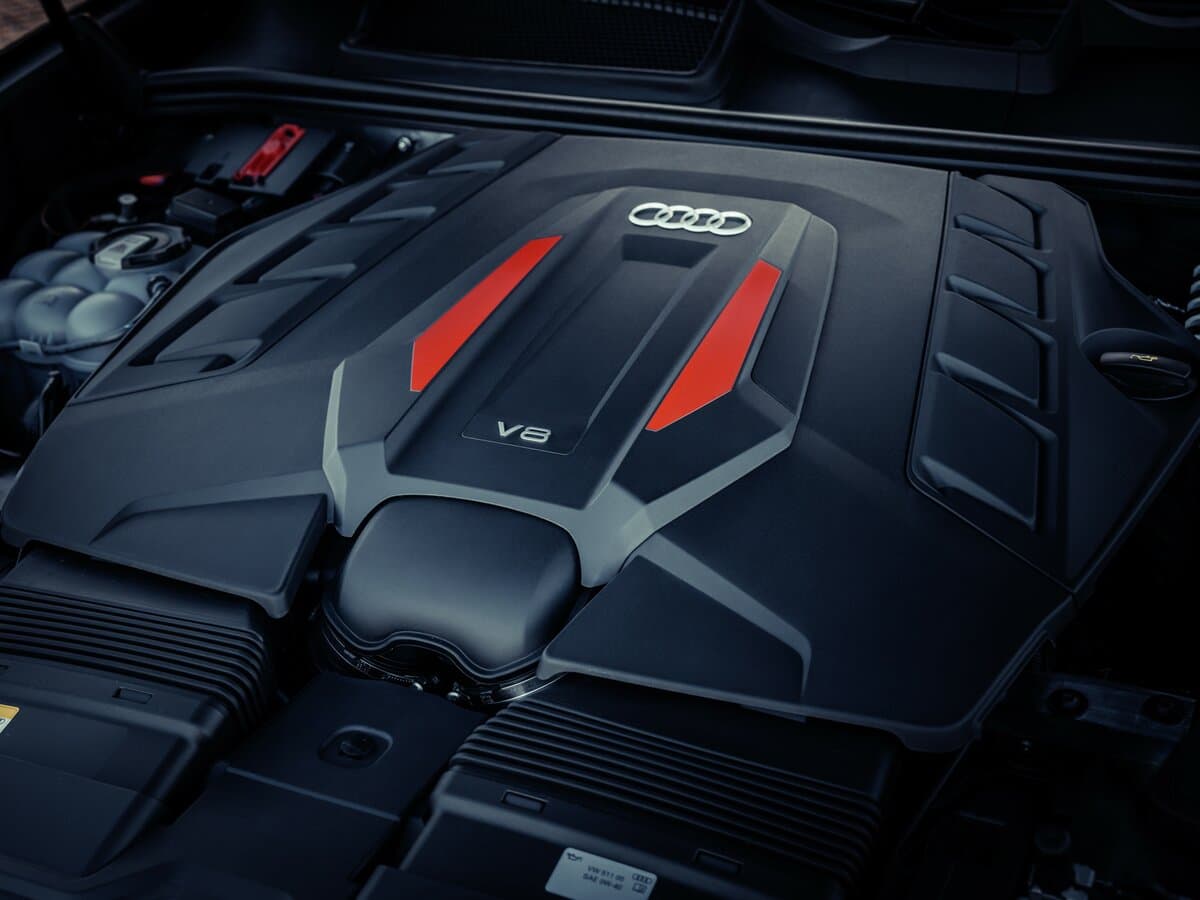Audi SQ8 I (4M) Restayling — Salon, öndən