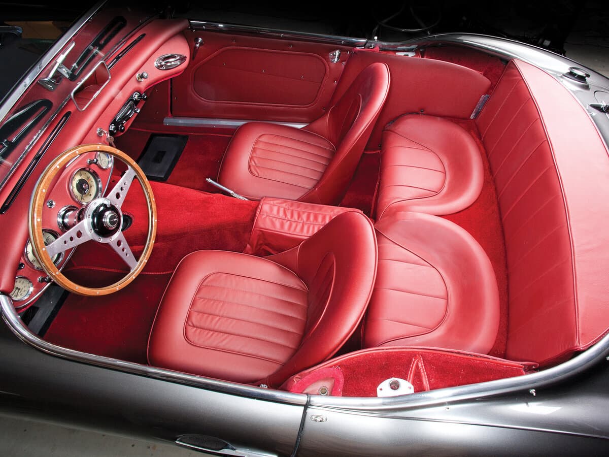 Austin Healey 3000 I (BN7, BT7) — Salon, arxadan