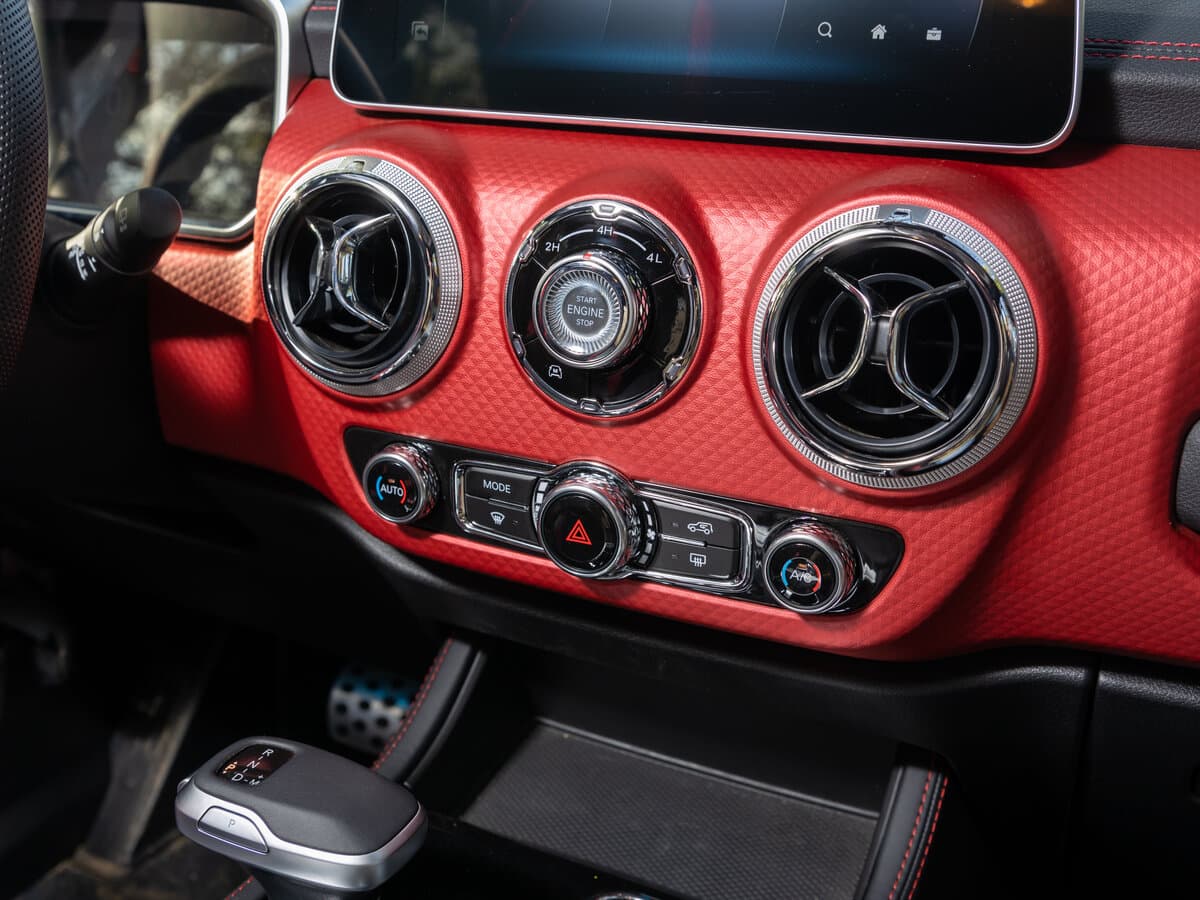 BAIC BJ40 I Restayling — Salon, arxadan