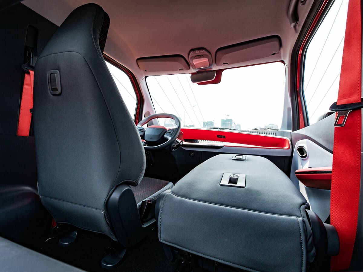 Baojun E200 2018 – 2022 — Salon, öndən