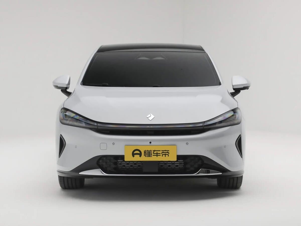 Baojun Xiangjing 2025 – indiyədək — Öndən
