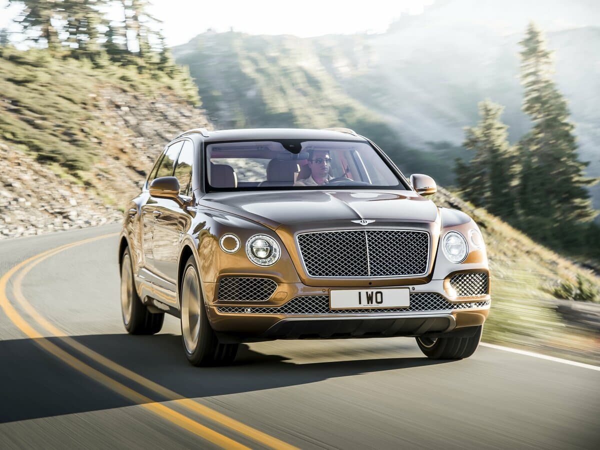 Bentley Bentayga I — Öndən