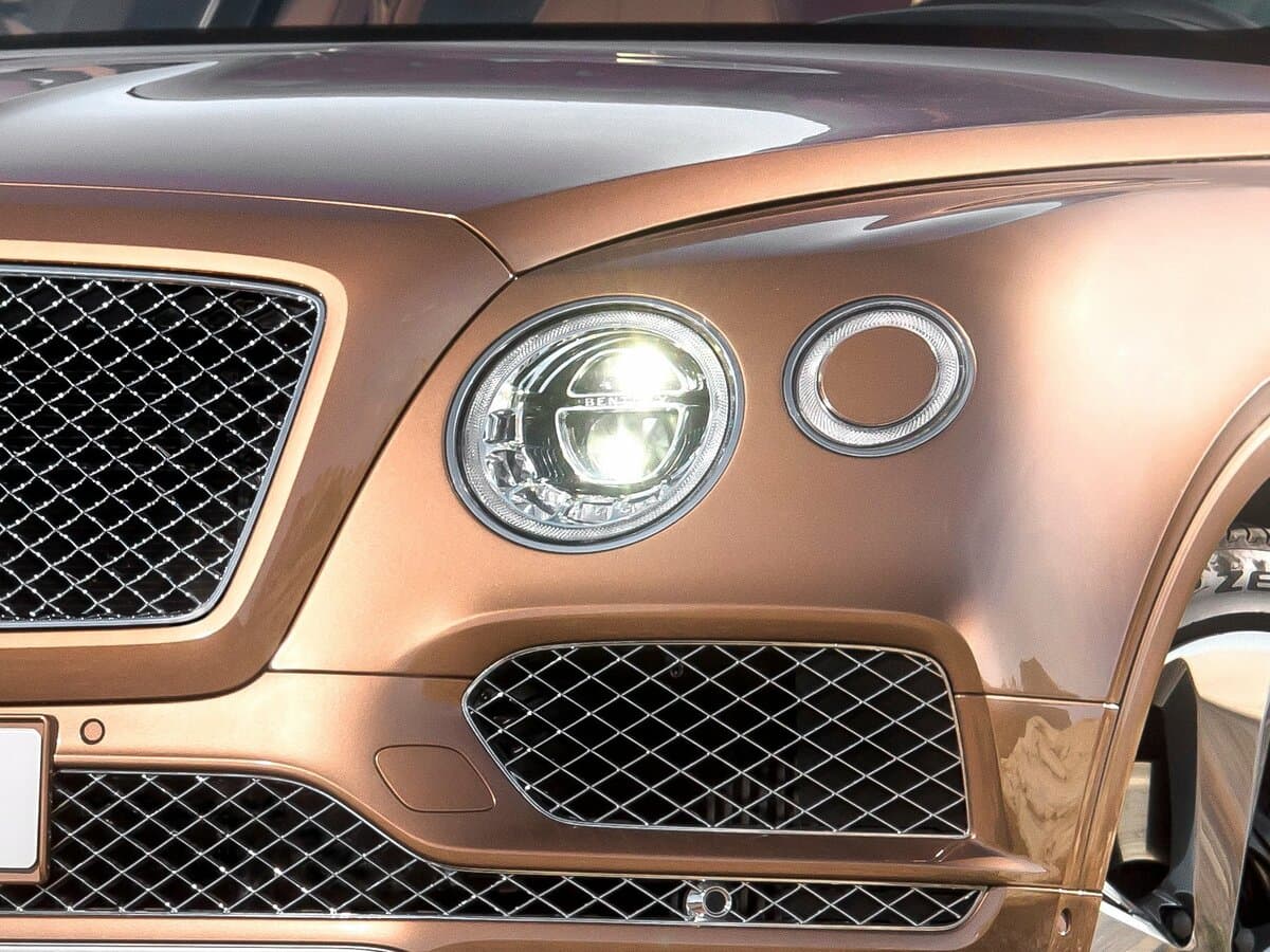 Bentley Bentayga I — Fara