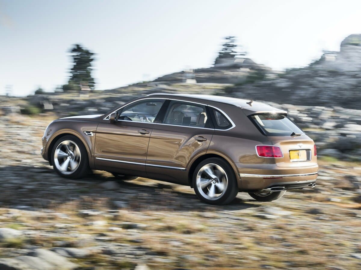 Bentley Bentayga I — Yandan