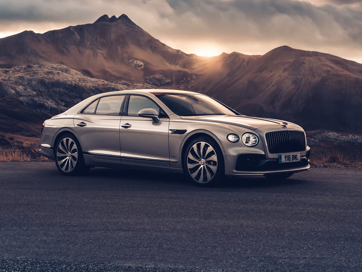 Bentley Flying Spur III — Əsas şəkil