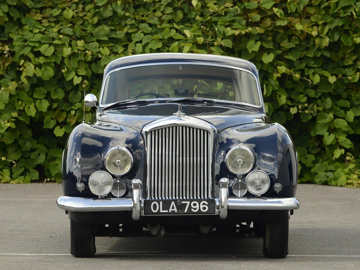 Bentley R Type 1952 – 1955 — Öndən