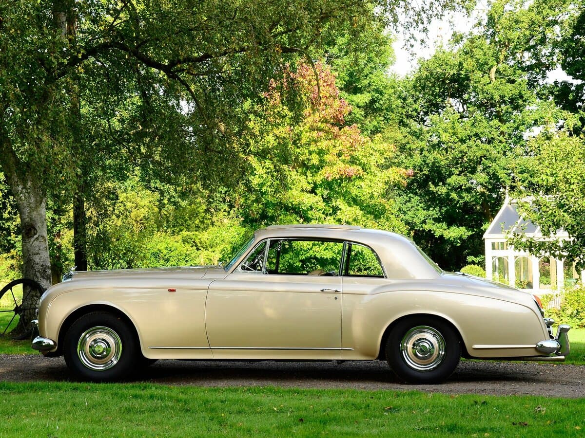 Bentley S I — Yandan