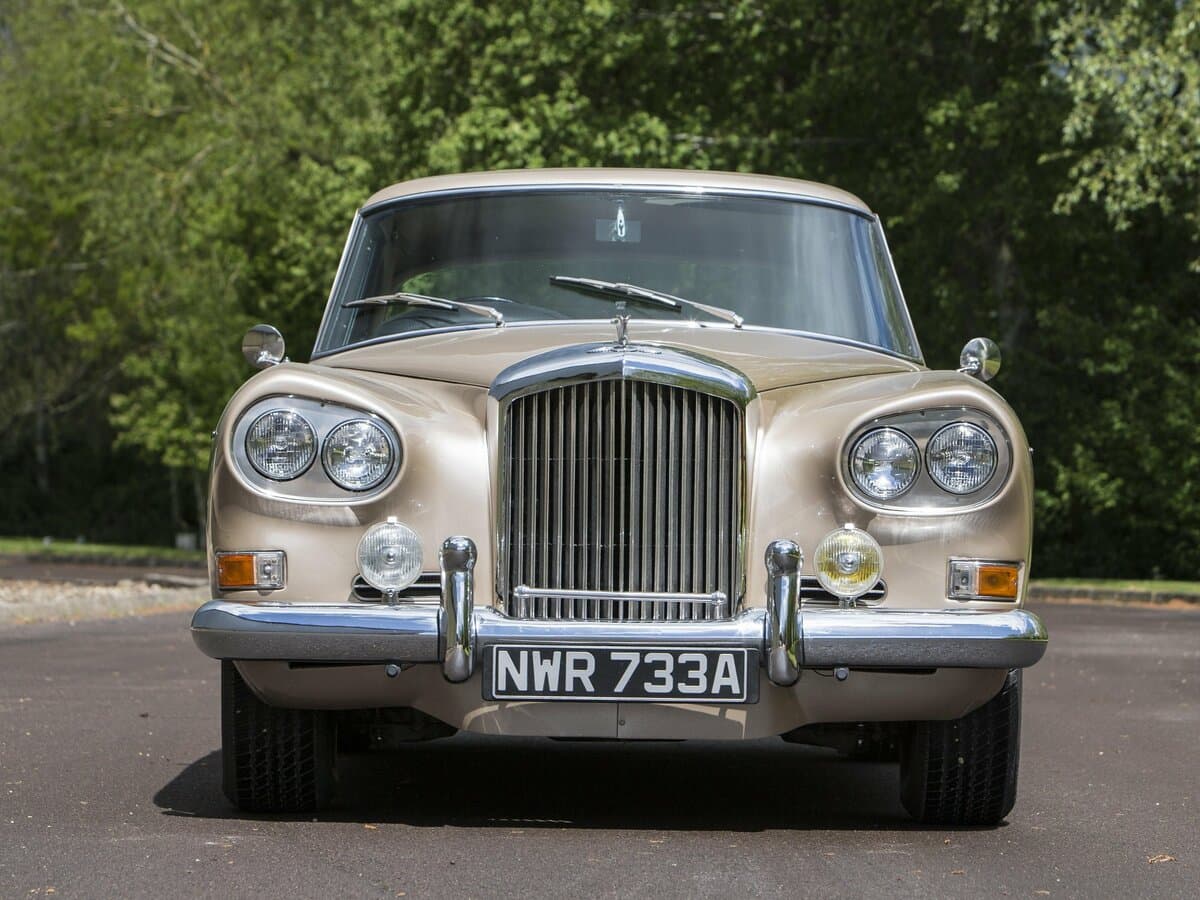 Bentley S III — Öndən