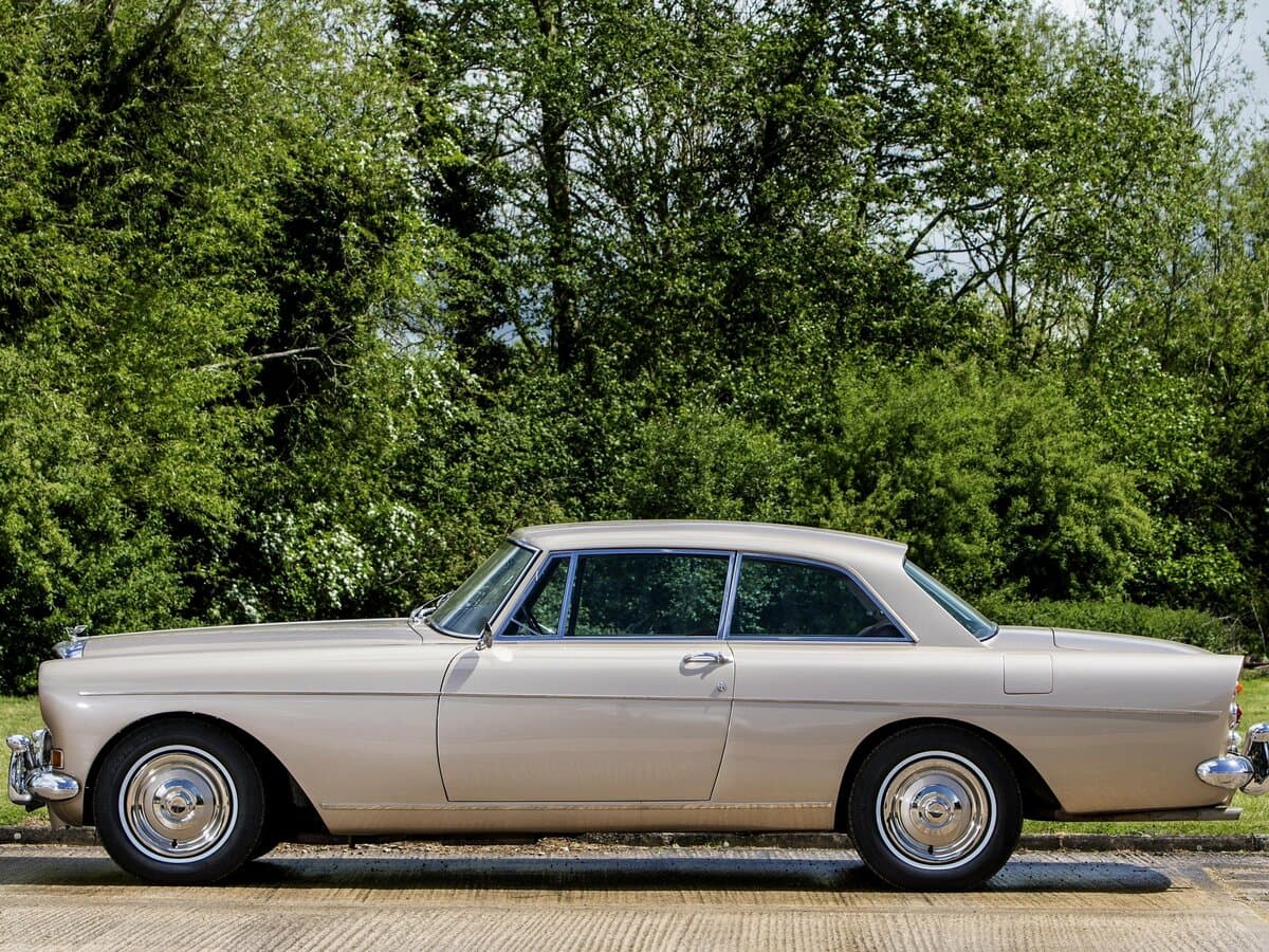 Bentley S III — Yandan