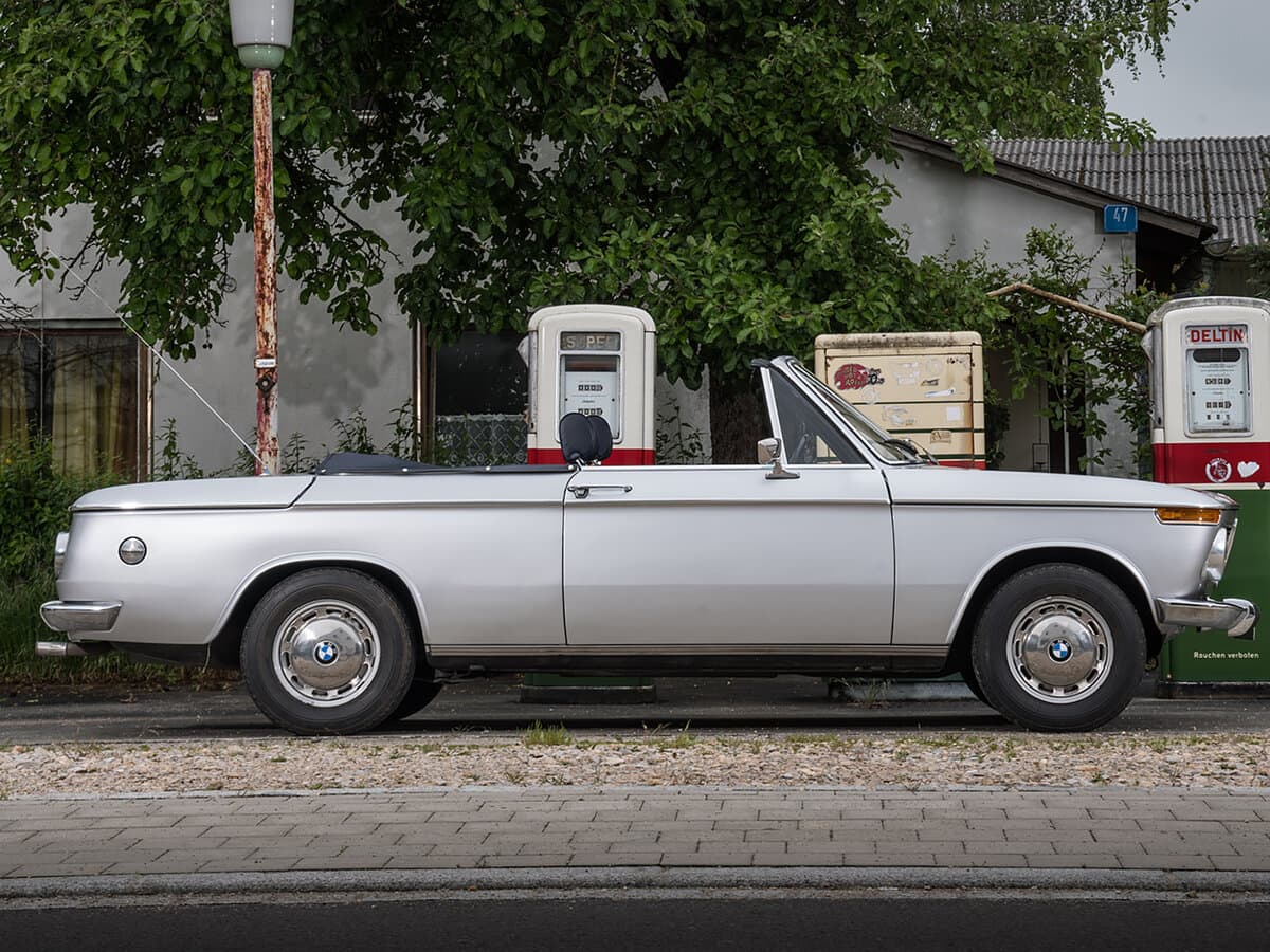 BMW 02 (E10) I — Yandan