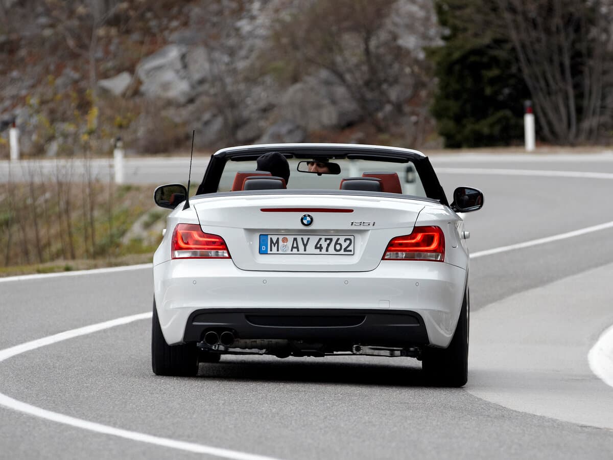 BMW 1 seriyası I (E82/E88) Restayling 2 — Arxadan