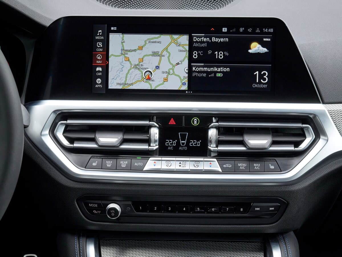 BMW 2 seriyası G42 — Salon, öndən