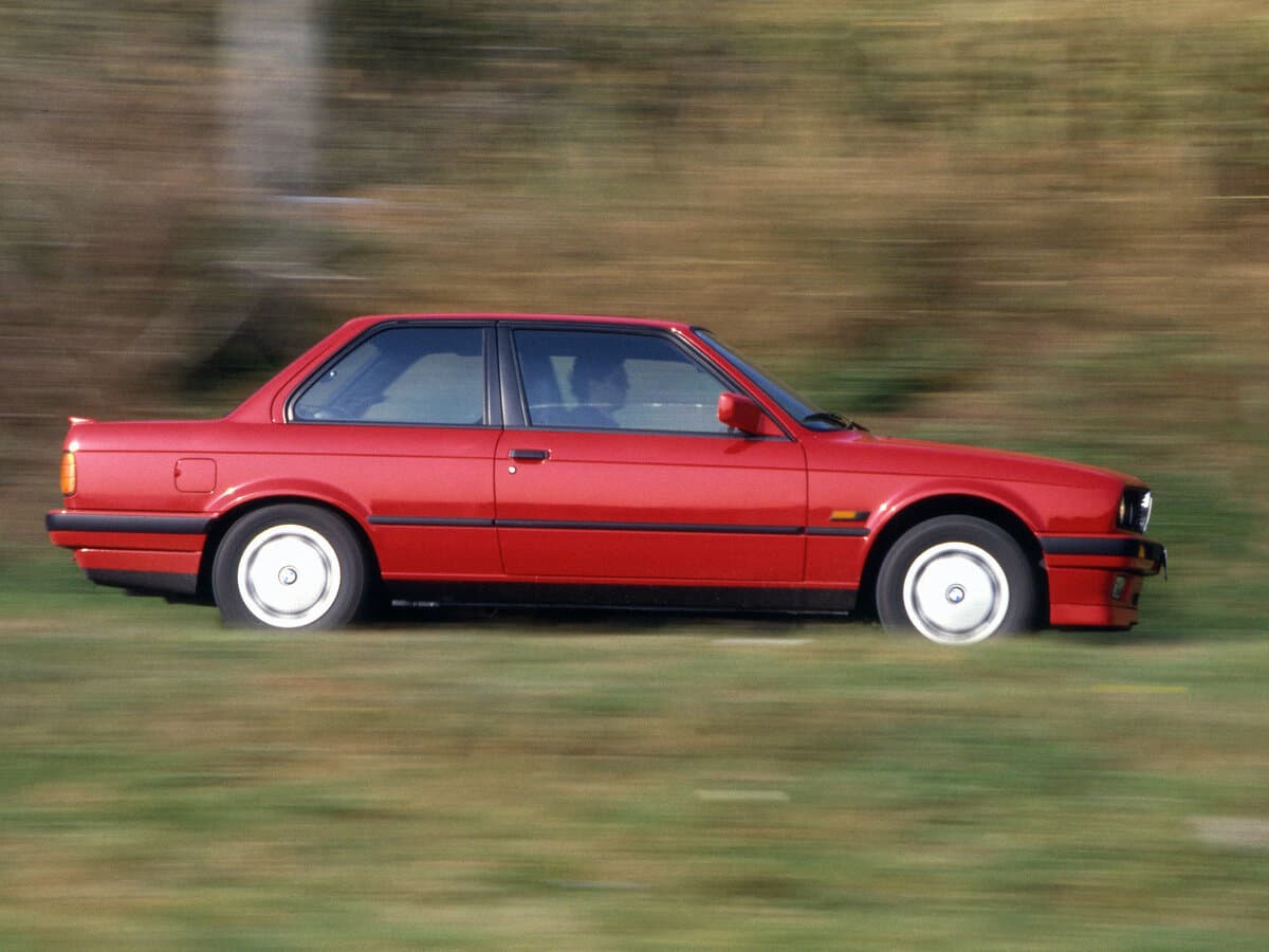 BMW 3 seriyası II (E30) — Yandan