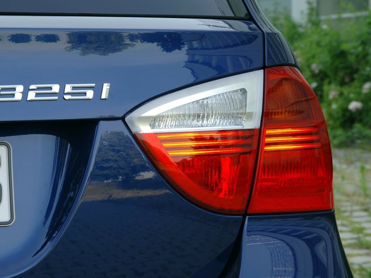 BMW 3 seriyası V (E90/E91/E92/E93) — Detal