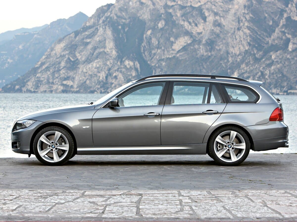 BMW 3 seriyası V (E90/E91/E92/E93) Restayling — Yandan