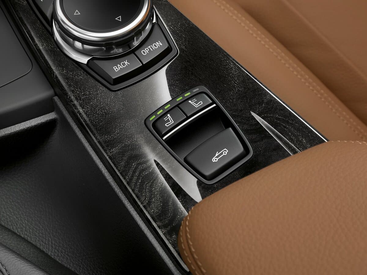 BMW 4 seriyası F32/F33/F36 — Salon, öndən