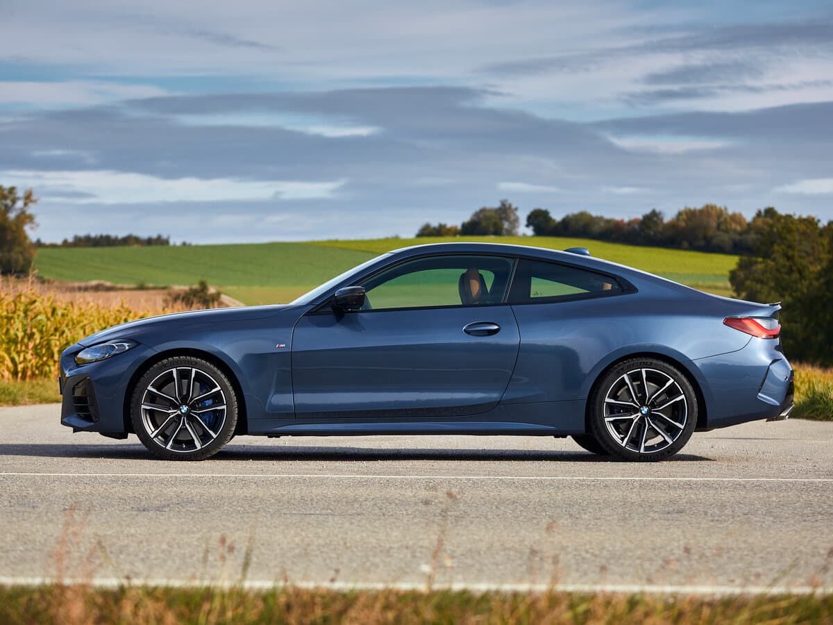 BMW 4 seriyası G22, G23, G26 — Yandan
