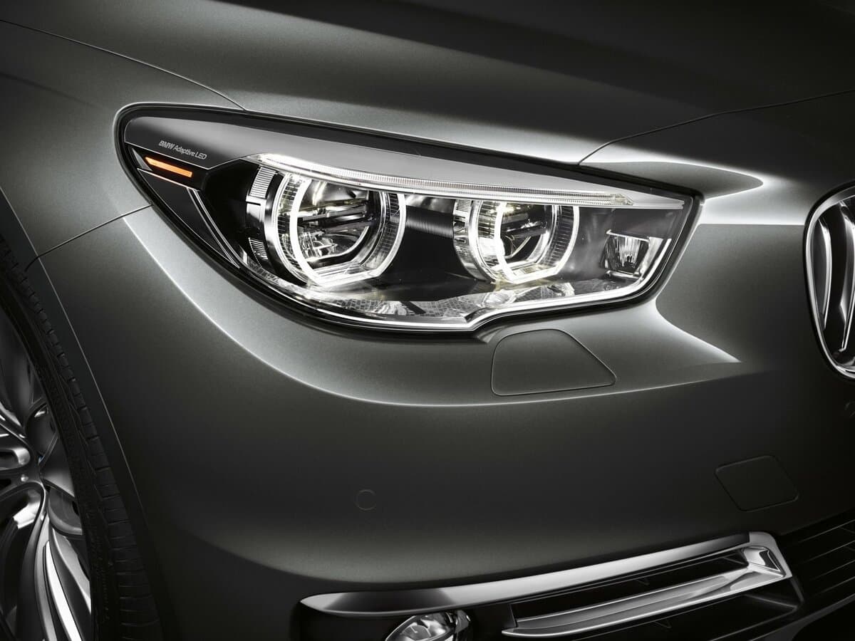BMW 5 seriyası VI (F10/F11/F07) Restayling — Fara