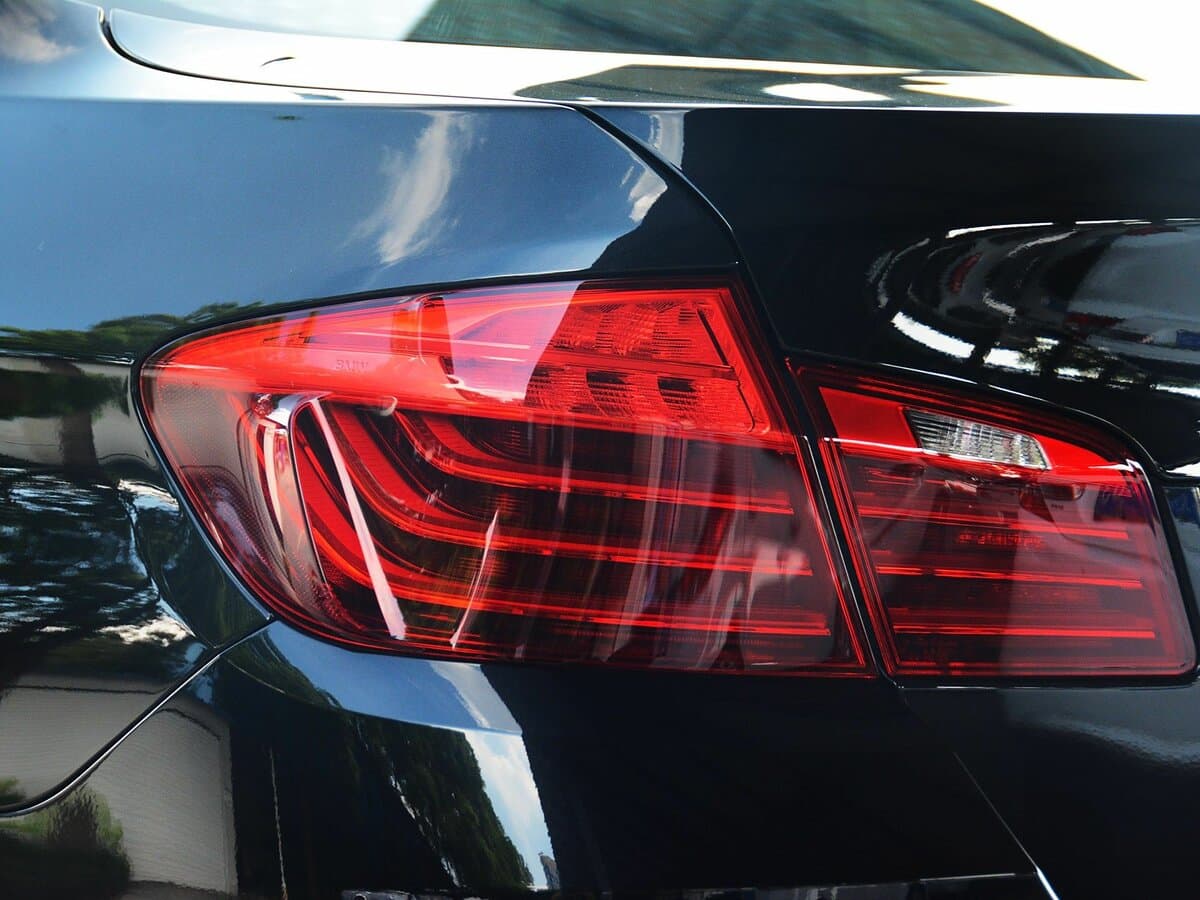 BMW 5 seriyası VI (F10/F11/F07) Restayling — Detal