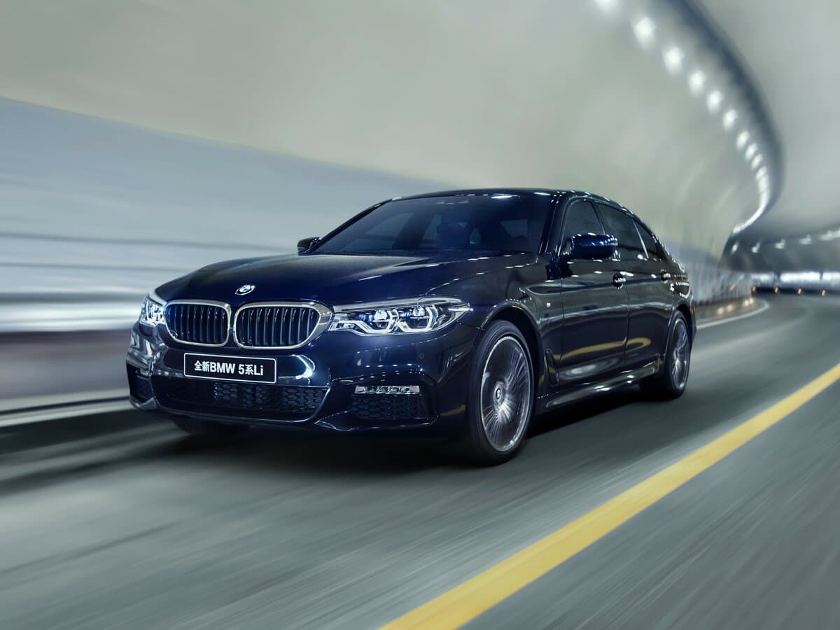 BMW 5 seriyası VII (G30/G31/G38) — Əsas şəkil
