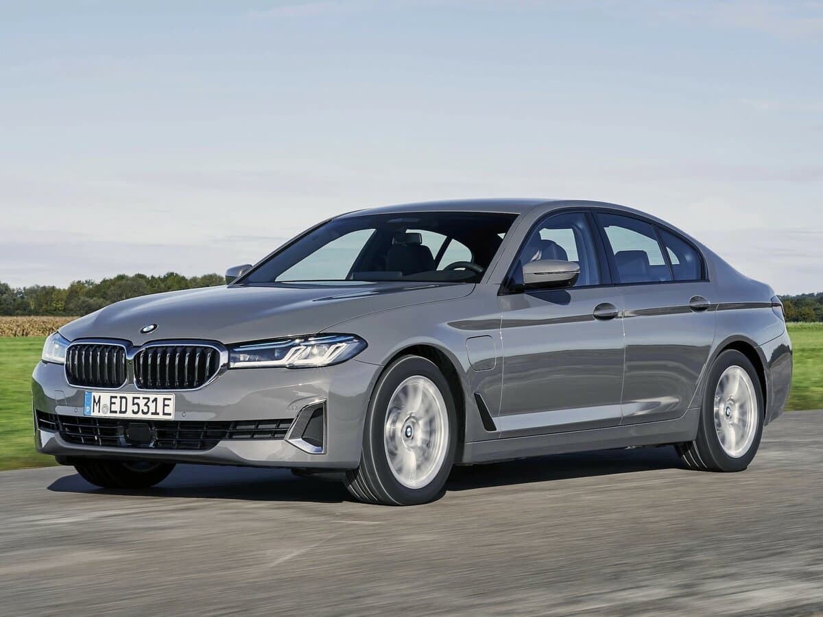 BMW 5 seriyası VII (G30/G31/G38) Restayling — Əsas şəkil