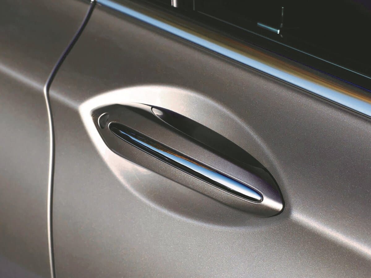 BMW 7 seriyası V (F01/F02/F04) — Salon, öndən