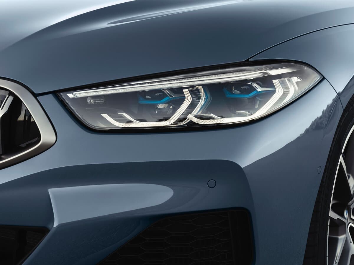 BMW 8 seriyası II (G14/G15/G16) — Fara