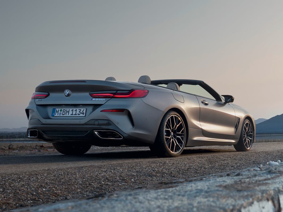 BMW 8 seriyası II (G14/G15/G16) Restayling — 3/4 arxadan