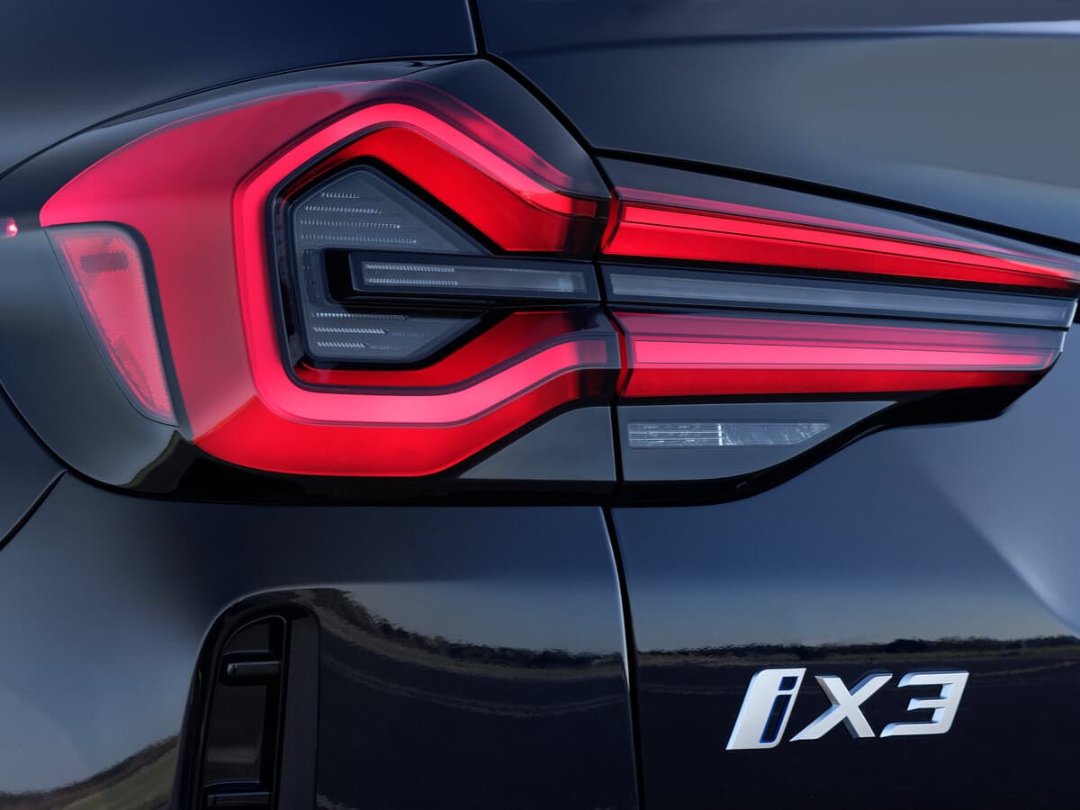 BMW iX3 I (G08) Restayling — Detal