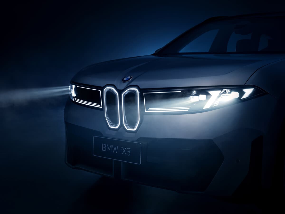 BMW iX3 II — Fara