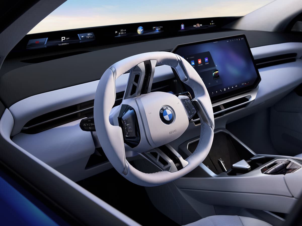 BMW iX3 II — Sükan