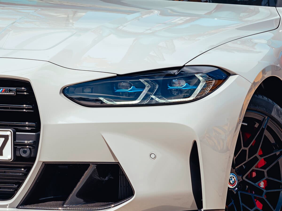 BMW M3 VI (G80) — Fara